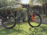 Commencal Supreme V5 Large Factory Hope Reserve