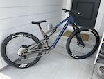 Instinct Carbon 50 - Large w/ Wheel Upgrade