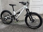COMMENCAL CLASH 20 V2