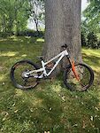 SMALL COMMENCAL CLASH SIGNATURE PURE WHITE