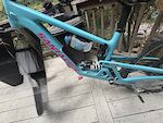 Nomad 7 frame only ride wrapped w 2 shocks+components