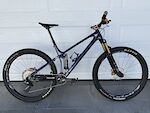 Custom YT Izzo Trail/XC MTB - Size Large (L)