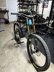 Forbidden Dreadnought Pro Built, Fox, GX, 2 Fox shocks