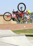 Invert in the medium bowl at Box Hill... Took a few weeks off mtb riding while i waited for a new frame, bmx riding was fun =] back to mtb now though!