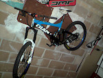 my 2009 glory dh with tome 2008 66 rc3's, only because i broke my 40's:(