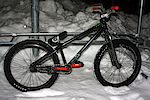 Ns Capital 07, Ns Fundamental Rawed, Shadow Attack and Aktarus slacker 3.36", Macneil Houndtooth grips, Fly 2.5 cranks, eastern euro bb, United Squad 25t sprocket, odsy twisted pc pedals, Animal stitch seat, octane one seatpost, KMC kool superlight chain, Sun BFR, Halo Tornado, Odyssey Hazard cassette hub 10t driver and Ns rotary front hub, Tioga fs100