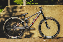 Up Close: Brandon Semenuk's 2014 Trek Ticket S