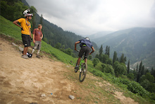 1st Himachal Downhill Mountain Bike Trophy 2014 - www.himalayanmtb.com
Photo: Vineet Sharma