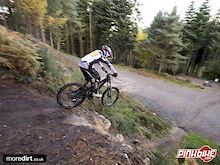 Dropping in on the first big drop dowm to Jacob ladders northshore drop. See more pics of this trail at www.moredirt.co.uk