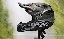 Leatt DBX Carbon Helmet - Eurobike 2014