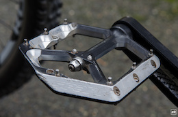 Spank Oozy Trail Flat Pedal - Review