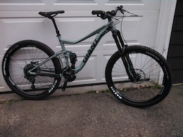 New 2015 Giant Trance SX