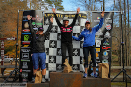 Pro Women in 3-2-1…….. 3 - Caroline Westray, 2 - Sarah Hill (told you she laid it down), and 1 - Sue Haywood. Congrats Ladies!