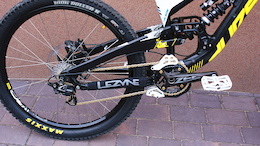 New wheels: Mavic 721, DT, Choosen, Dartmoor. Chain Connex Wippermann and casette SRAM X0. Almost done for 2015.