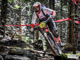 Tracey Mosely of Great Britain descends stage three of the SRAM Canadian Open Enduro, Crankworx Whistler 2015. (Photo By: Scott Robarts).