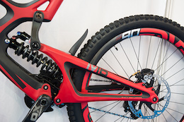First Look: Intense M16 Carbon - Eurobike 2015