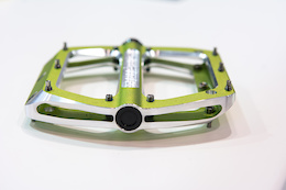 First Look: Only What's Necessary Shoes, Spank Pedals and Wheels - Eurobike 2015