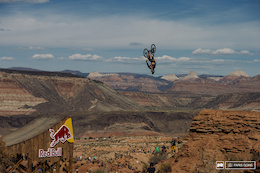 Video: Antoine Bizet's Qualifying Run - Red Bull Rampage 2015