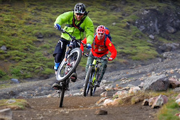 Iceland Traverse: Hans Rey And Steve Peat - Video