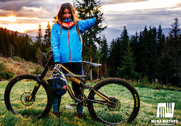 Linda Paluc and the Ladies at Schladming - Video