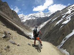 Shaken and Stirred - Crossing the Himalayas by Bike