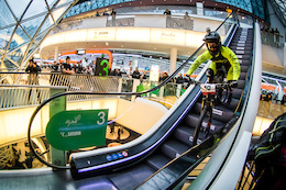 Hardtails and Slicks at DownMall Frankfurt - Video