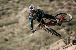 The YT Mob: YT joins the World Cup with Aaron Gwin and Angel Suarez