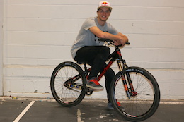 Matt Jones Signs with Banshee Bikes