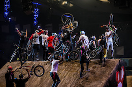 Masters of Dirt show in Vienna - Video