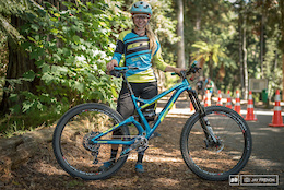 17 Bikes From the Giant Toa Enduro - Crankworx Rotorua 2016