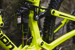 RockShox's New Super Deluxe Shock - First Ride