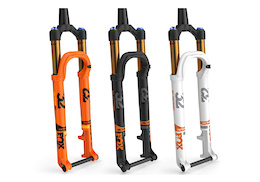 Fox's Featherweight 32 Step-Cast Fork - First Look