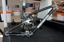 Robot Bike Co R160 - First Look
