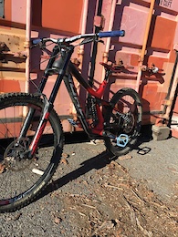 2016 Norco Aurum C 7.2 Carbon Downhill Bike W/ Upgrades