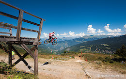 Road gap with a view

Final round of the french cup of downhill Moutain Bike