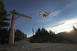 Zink, Wallace, Goldstone and Finestone Shred Whistler Bike Park - Video