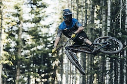 The Carbon Snabb Ridden in Three Different Ways - Video