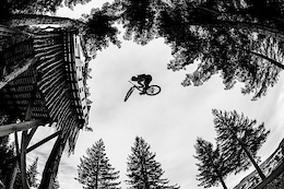 Steps to the Top, Emil Johansson - Video