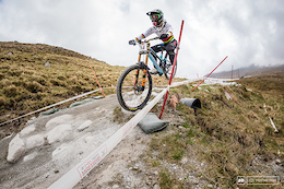 Danny Hart and Manon Carpenter Win Fort William World Cup Warm-up