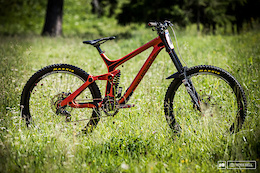 Bike Check: Vaea Verbeeck's Rocky Mountain Maiden