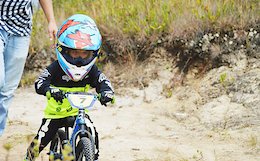 Mini Downhill: Ciclo Rutas Ecuador - Video