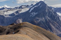 Wade Simmons rides down a previously untouched slope in the Tatshenshini-Alsek Provincial Park in British Columbia, Canada on September 4, 2016. Photo by Scott Serfas / Red Bull Content Pool