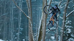 Snow Handers with Vincent Tupin