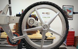 Video: The Cannondale / Pong Concept Bike