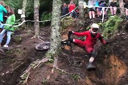 8 Minutes of Carnage from the Crankworx Rotorua Downhill Course - Video