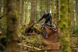 Ripping a Loamy Fresh Track in France - Video