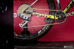 Nino Schurter &amp; Malene Degn's Wireless Electronic Drivetrains - Albstadt World Cup XC