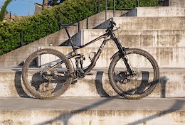 Bike Check: Rae Morrison's Liv Hail - Calestano Superenduro