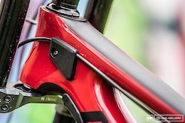 Norco Aurum HSP Review - the attention to detail on the Aurum HSP is exceptional with two rubber downtube guards and fork bumpers integrated in to the toptube.