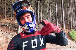 Video: How to Ride Like Sam Blenkinsop - With Loïc Bruni